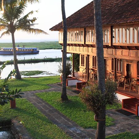 Coconut Lagoon Kumarakom- A Cgh Earth Experience Hotel Exterior foto