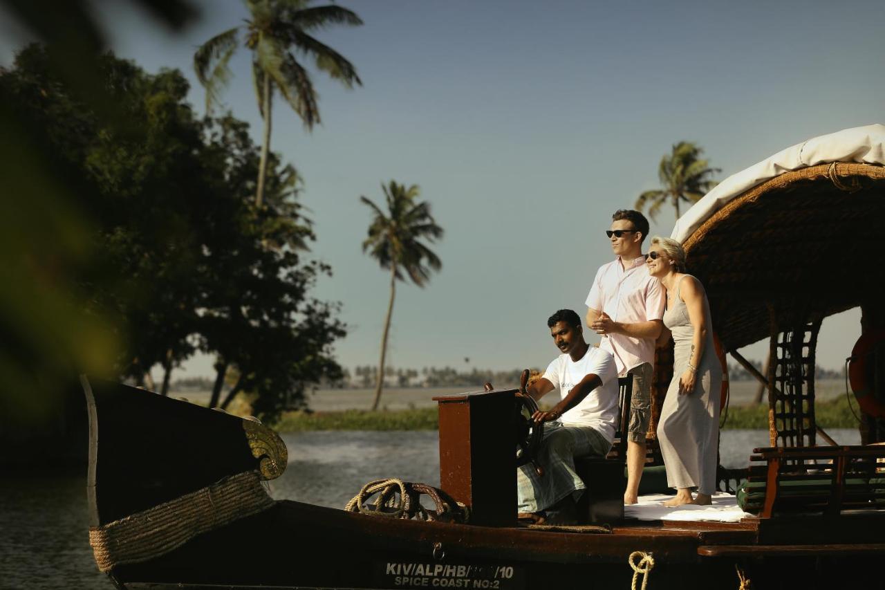 Coconut Lagoon Kumarakom- A Cgh Earth Experience Hotel Exterior foto