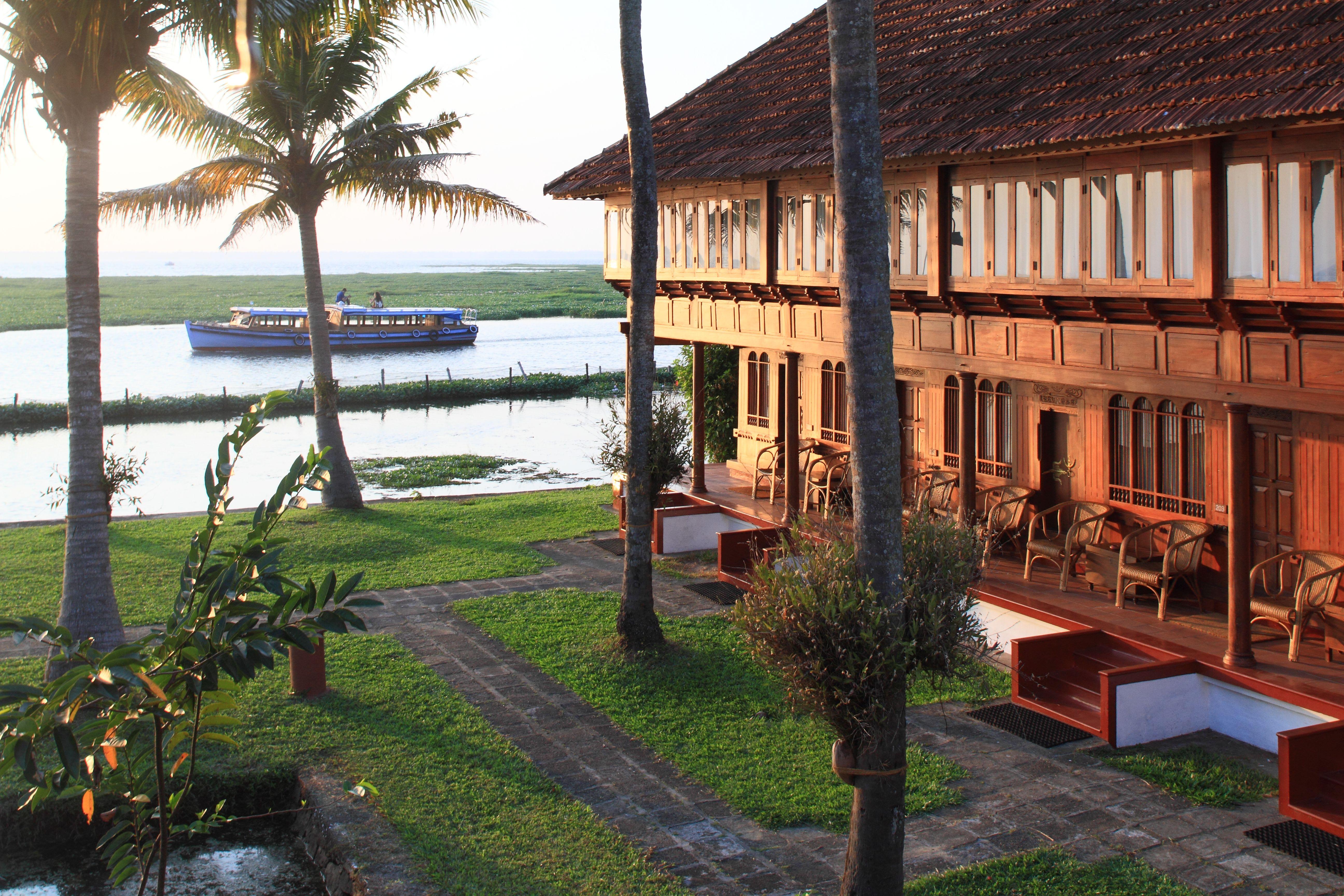 Coconut Lagoon Kumarakom- A Cgh Earth Experience Hotel Exterior foto