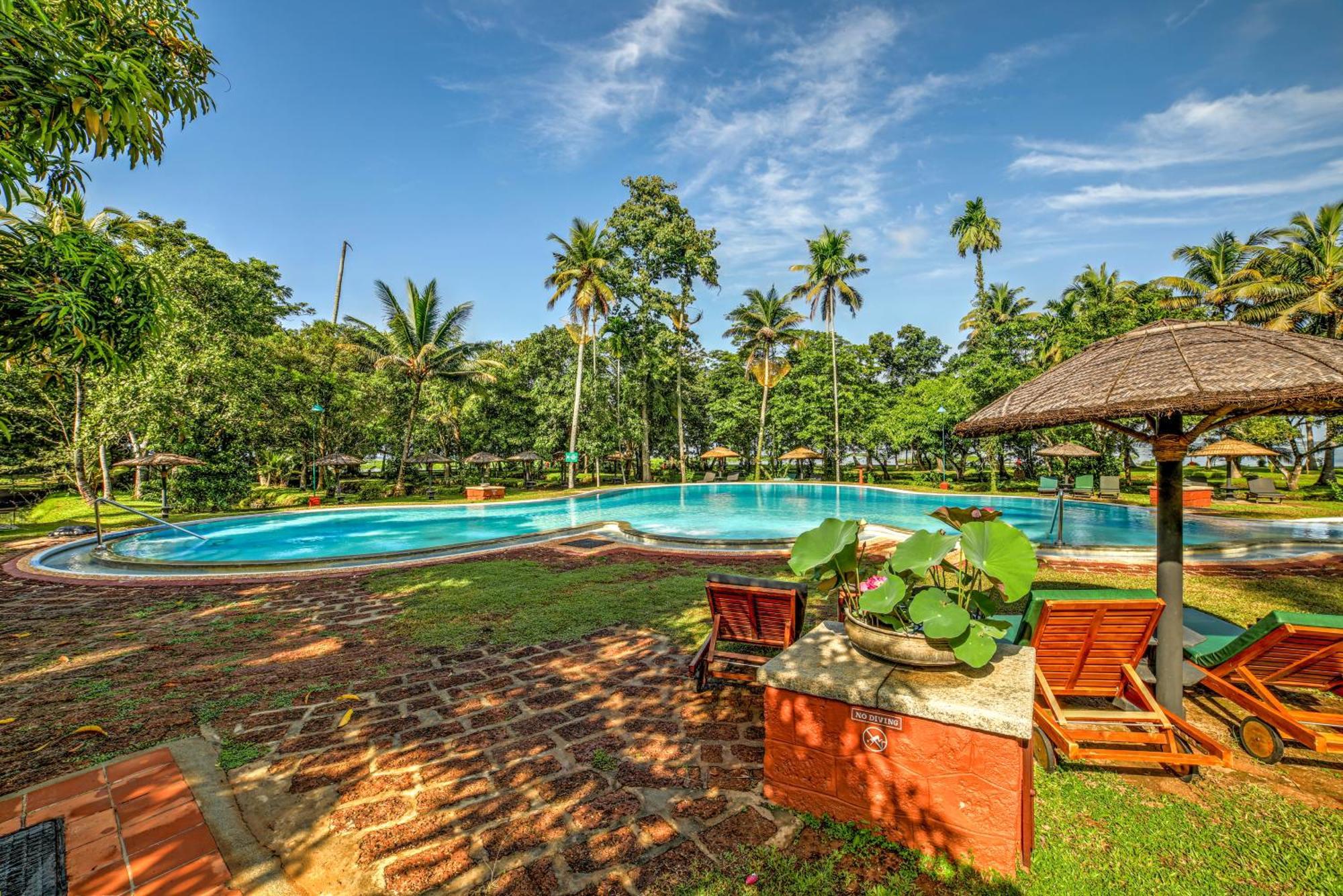 Coconut Lagoon Kumarakom- A Cgh Earth Experience Hotel Exterior foto