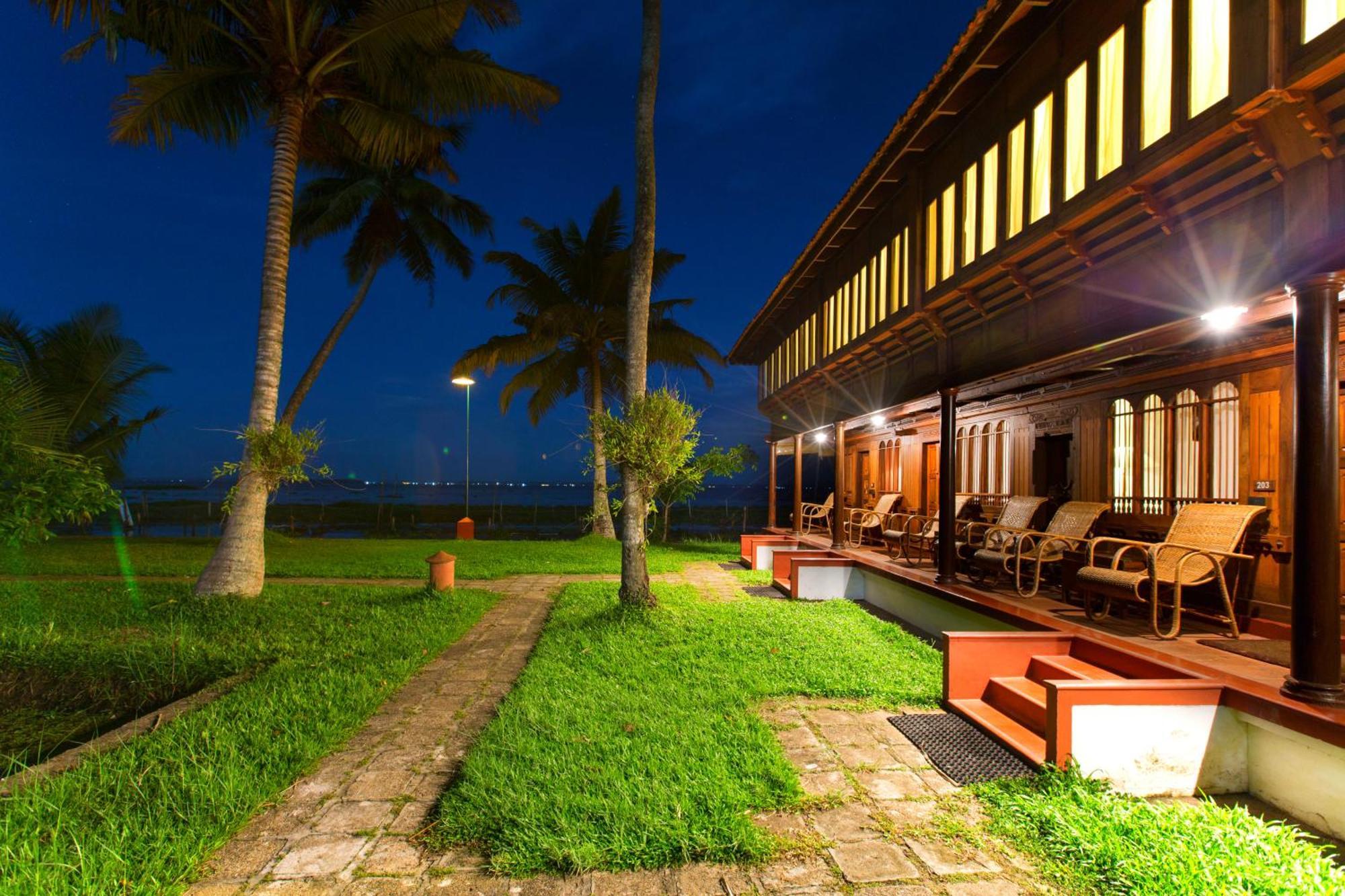 Coconut Lagoon Kumarakom- A Cgh Earth Experience Hotel Exterior foto