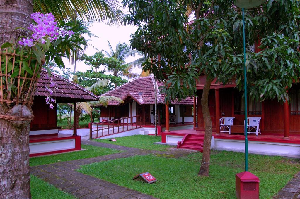 Coconut Lagoon Kumarakom- A Cgh Earth Experience Hotel Exterior foto